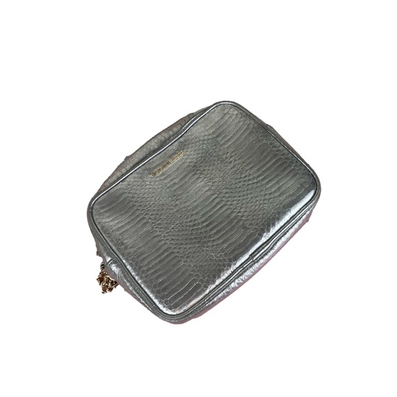 Victoria’s Secret Silver Metallic Crossbody Purse - Picture 6 of 6